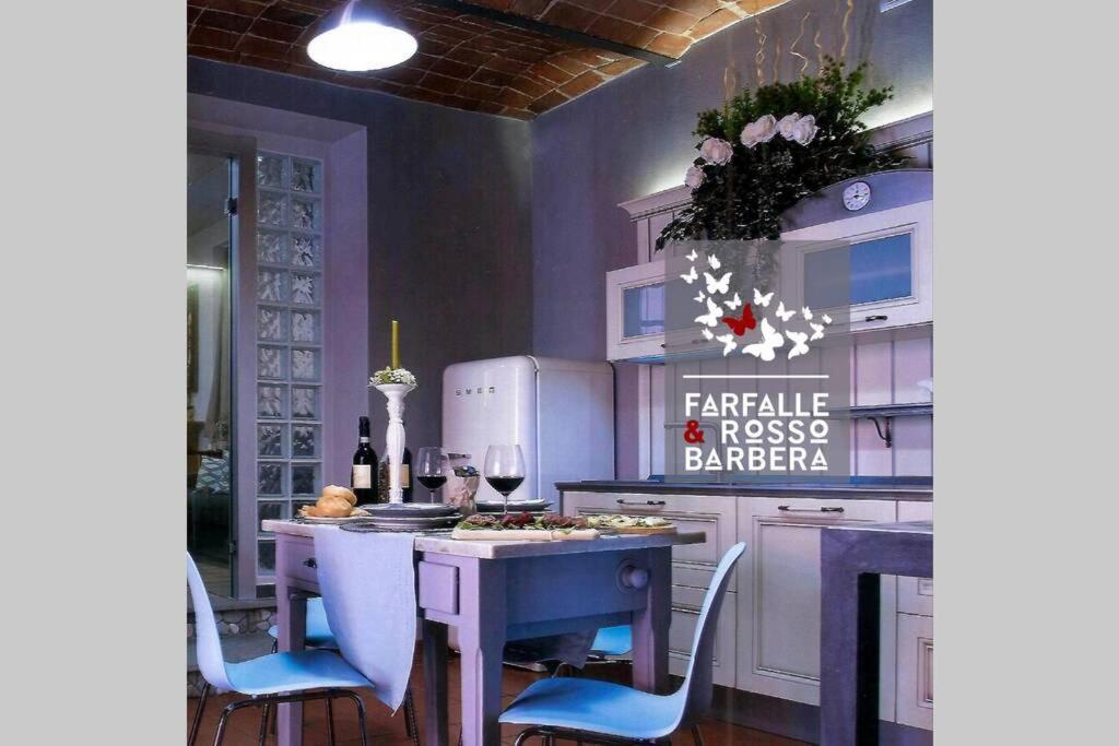 Appartamento Vacanze / Holiday Flat Farfalle&Rossobarbera Montegrosso dʼAsti Kültér fotó